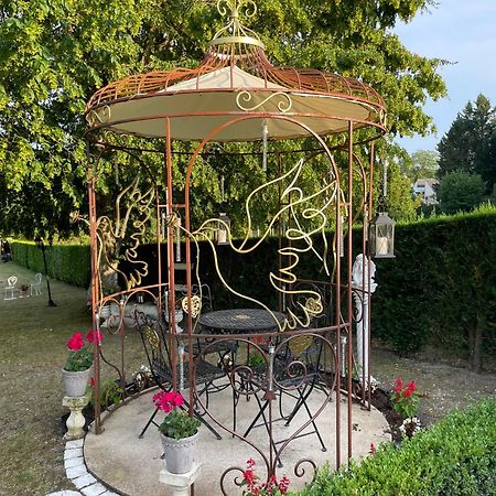 Les Charmes Bed and Breakfast Valençay Eksteriør billede