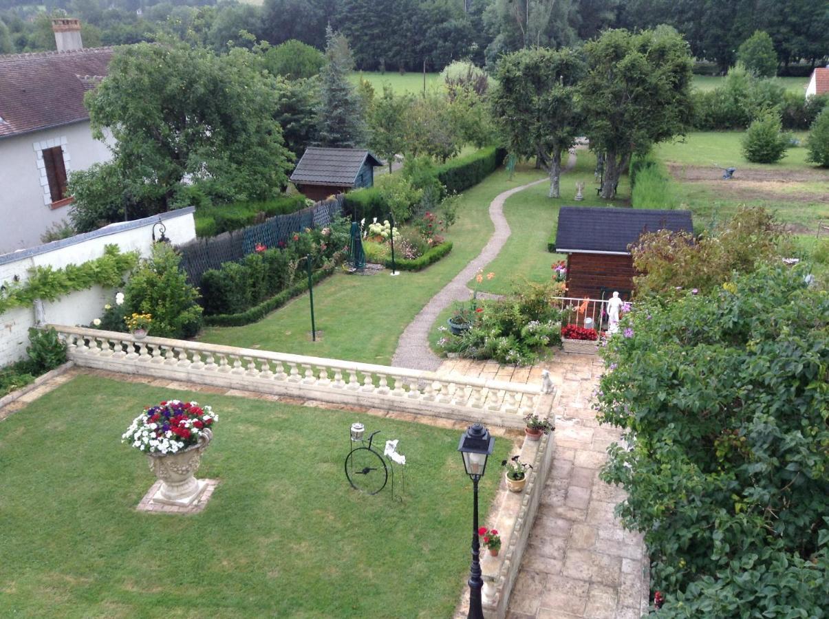 Les Charmes Bed and Breakfast Valençay Eksteriør billede